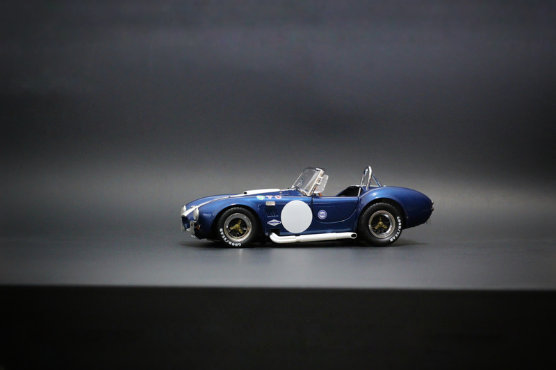 Illustration for article titled LaLD Engine Week: 8 Cylinders - Shelby Cobra 427